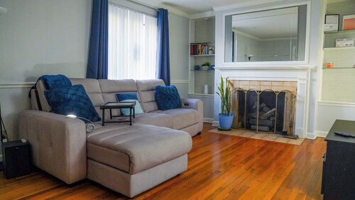 Cozy 2BR Condo Near OSU – Perfect for Families, Students & Columbus Staycations