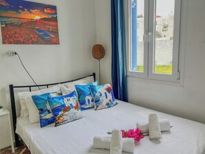 2 chambres, fer et planche à repasser, Wi-Fi gratuit, draps fournis