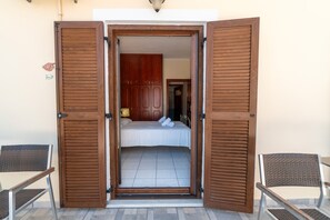 1 camera, ferro/asse da stiro, Wi-Fi, lenzuola