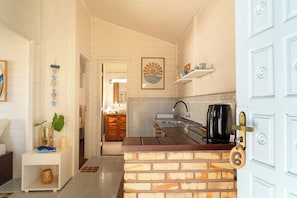 Cabin | Coffee and/or coffee maker