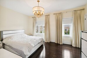 3 sovrum, skrivbord, wi-fi och sängkläder