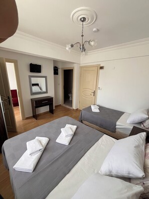 Family Apartment, Balcony | Blackout drapes, free WiFi - İSKELE APART AVŞA (Marmara)