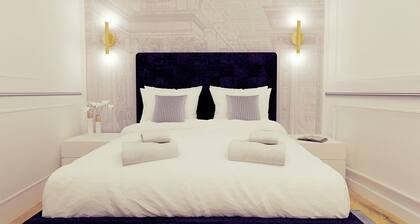 In the heart of Rome two minutes from Piazza Navona you will find Apartament Leutari