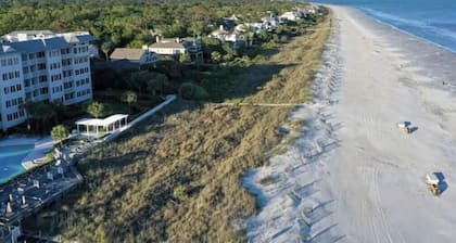 Island Escape, Beach view Condo at Hilton Head Beach & Tennis Resort