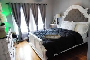 Iron/ironing board, WiFi, bed sheets