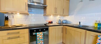 1 Bed-sleeps 4-garden-near Snetterton Circuit
