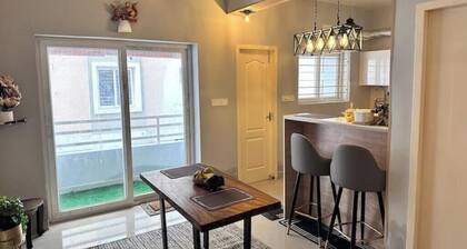 Stylish 2 BHK Apartment - Walk to the Beach Near Boat House – ECR Bliss