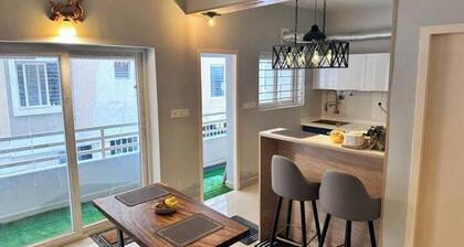 Stylish 2 BHK Apartment - Walk to the Beach Near Boat House – ECR Bliss