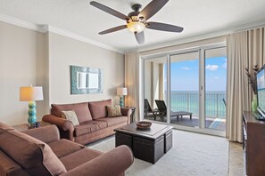 Smart TV, DVD player, books - Beautiful "Sea Forever" at Ocean Reef  2/2 enjoy Amazing views 
beauty & comfort (Panama City Beach)