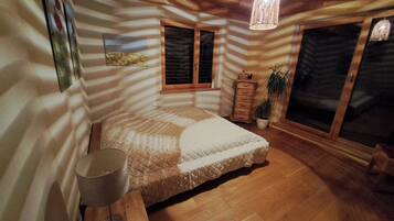 2 habitaciones, escritorio, tabla de planchar con plancha y wifi gratis