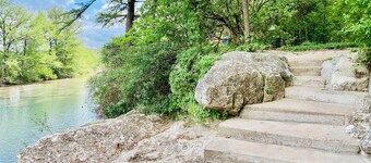 Charming House just Steps from the Best Swimming Hole on the Frio