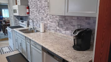 Microwave, oven, stovetop, dishwasher