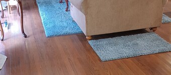 Charming 4-bedroom house with WiFi, AC in lovely Shaw