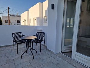 デラックス ダブルルーム | テラス / パティオ