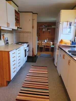Huis, 3 slaapkamers, balkon, uitzicht op tuin | Interieur