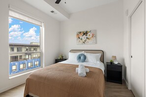 2 chambres, fer et planche à repasser, Wi-Fi gratuit, draps fournis