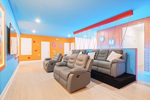 House, Multiple Beds, Pool Access, Pool View (3991SB Sonoma) | Interior