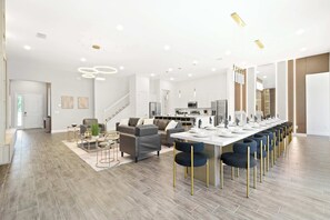 ハウス ベッド (複数台) プールアクセス プールビュー (3991SB Sonoma) | 内装