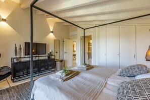 4 Schlafzimmer, Zimmersafe, Bügeleisen/Bügelbrett, kostenloses WLAN