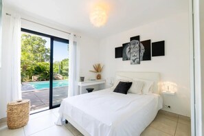 4 Schlafzimmer, Bügeleisen/Bügelbrett, WLAN
