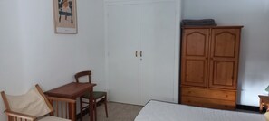 1 bedroom, iron/ironing board, WiFi