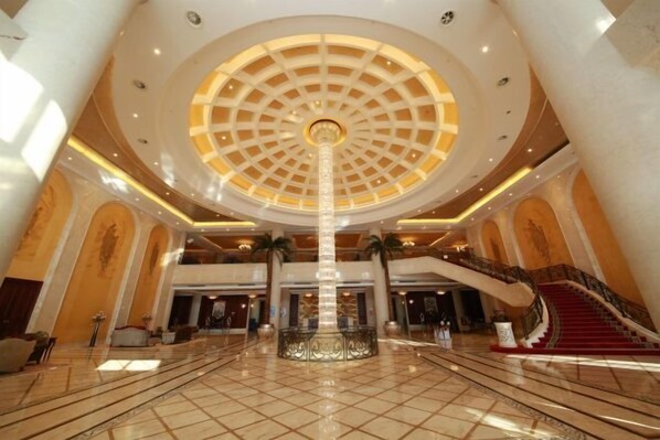 Interior - Harbin Sun Island Garden Hotel (Ice and Snow World) (Harbin)