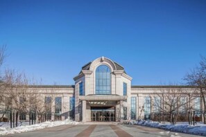 Exterior - Harbin Sun Island Garden Hotel (Ice and Snow World) (Harbin)