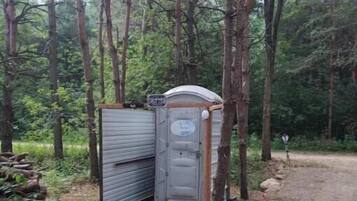 Enceinte de lâhĂ©bergement