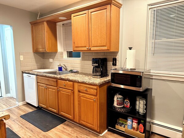 Microwave, oven, stovetop, dishwasher