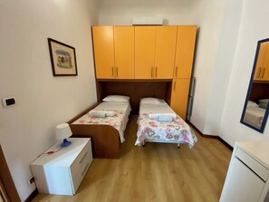 2 dormitorios, tabla de planchar con plancha, wifi y ropa de cama