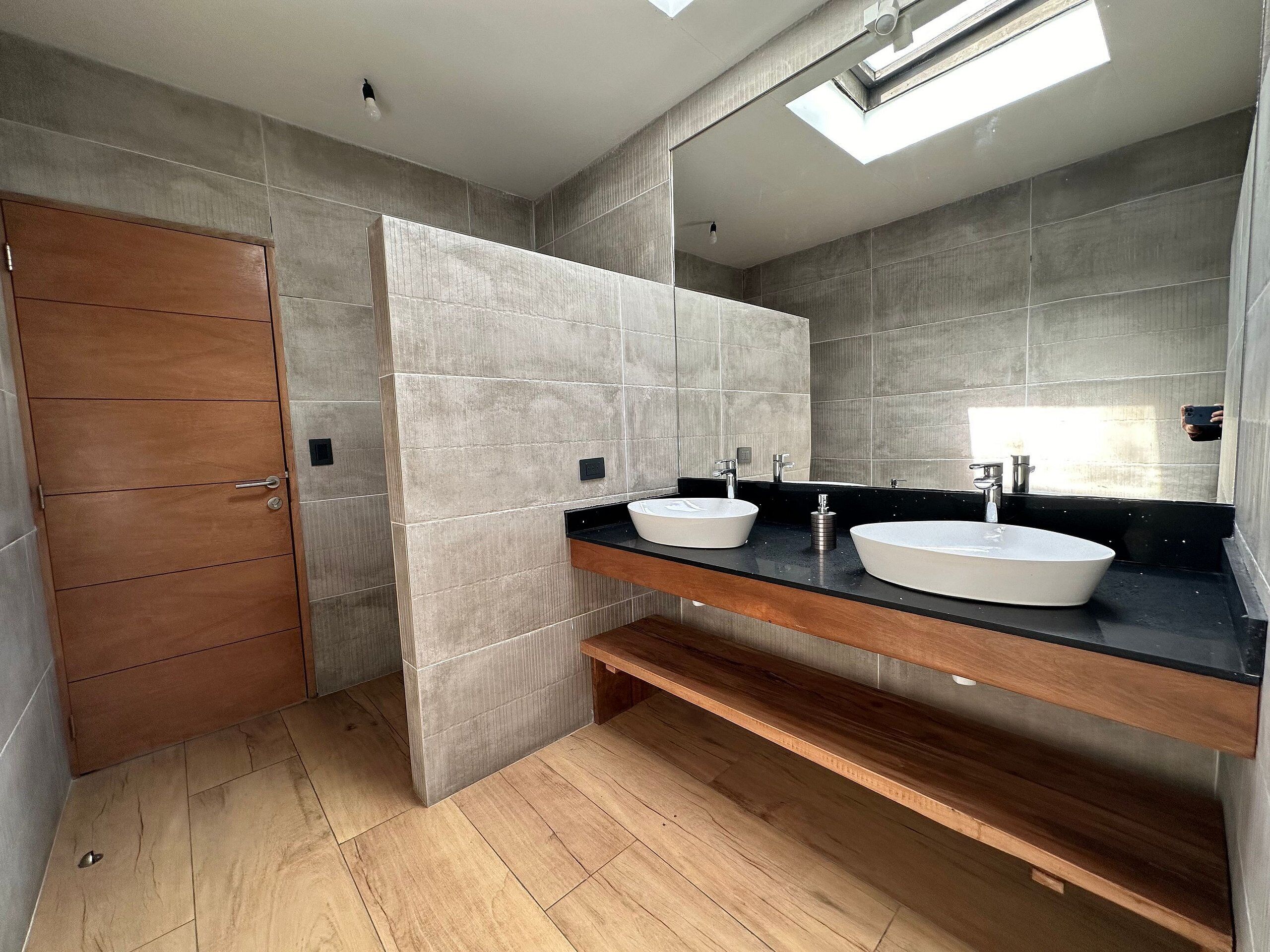Family Apartment | Bathroom