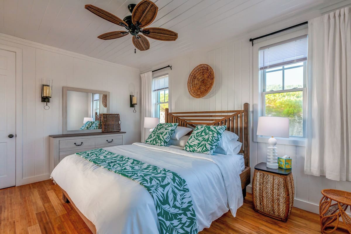 Cottage, Hill View | Premium bedding, laptop workspace, WiFi (free), individually decorated