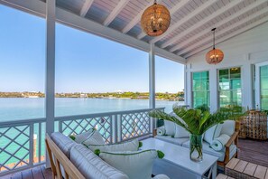 Villa – executive, 3 soverom, havutsikt | Utsikt mot strand/hav