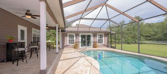 Spacious 5-Bedroom Retreat with Private Pool!