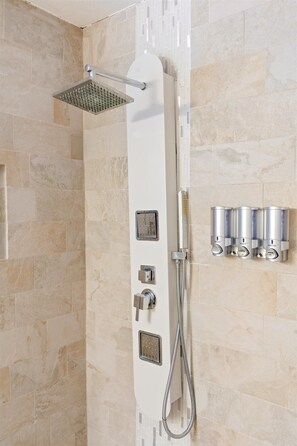 Shower, hair dryer, towels, soap - NEW Poolside Pickleball Paradise - Old Town (Scottsdale)