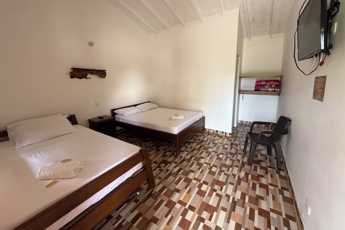 Free WiFi, bed sheets