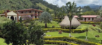 Hosteria El Paraiso 