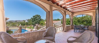 Villa 'Durán Esteban' with Mountain Views, Wi-Fi and Air Conditioning