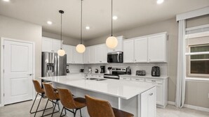Private kitchen - 8 BD/ 6 BA/ Windsor Cay (15803 CC) (Clermont)