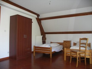 6 bedrooms