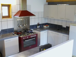 Microwave, oven, dishwasher