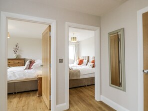 2 chambres, décoration personnalisée, ameublement personnalisé