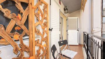 3 bedrooms, Internet