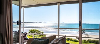 Escape to Salastraf, a stunning 3-bedroom retreat offering breathtaking views of the marine park and