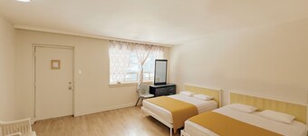 アイドルウッド イン