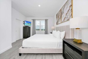 6 bedrooms, iron/ironing board, free WiFi, bed sheets