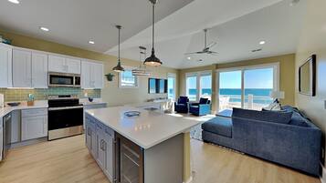 Studio (4 Bedrooms) | Property amenity