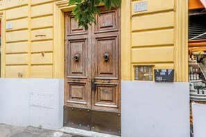 Fachada de la propiedad