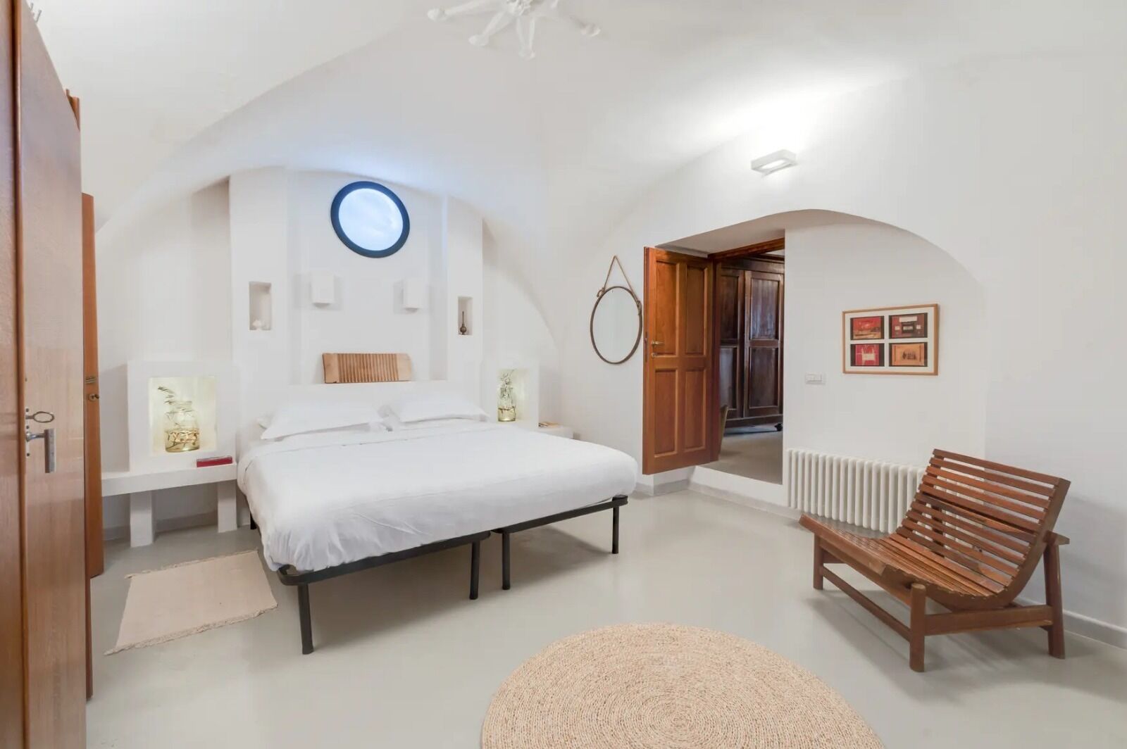 Iron/ironing board, free WiFi