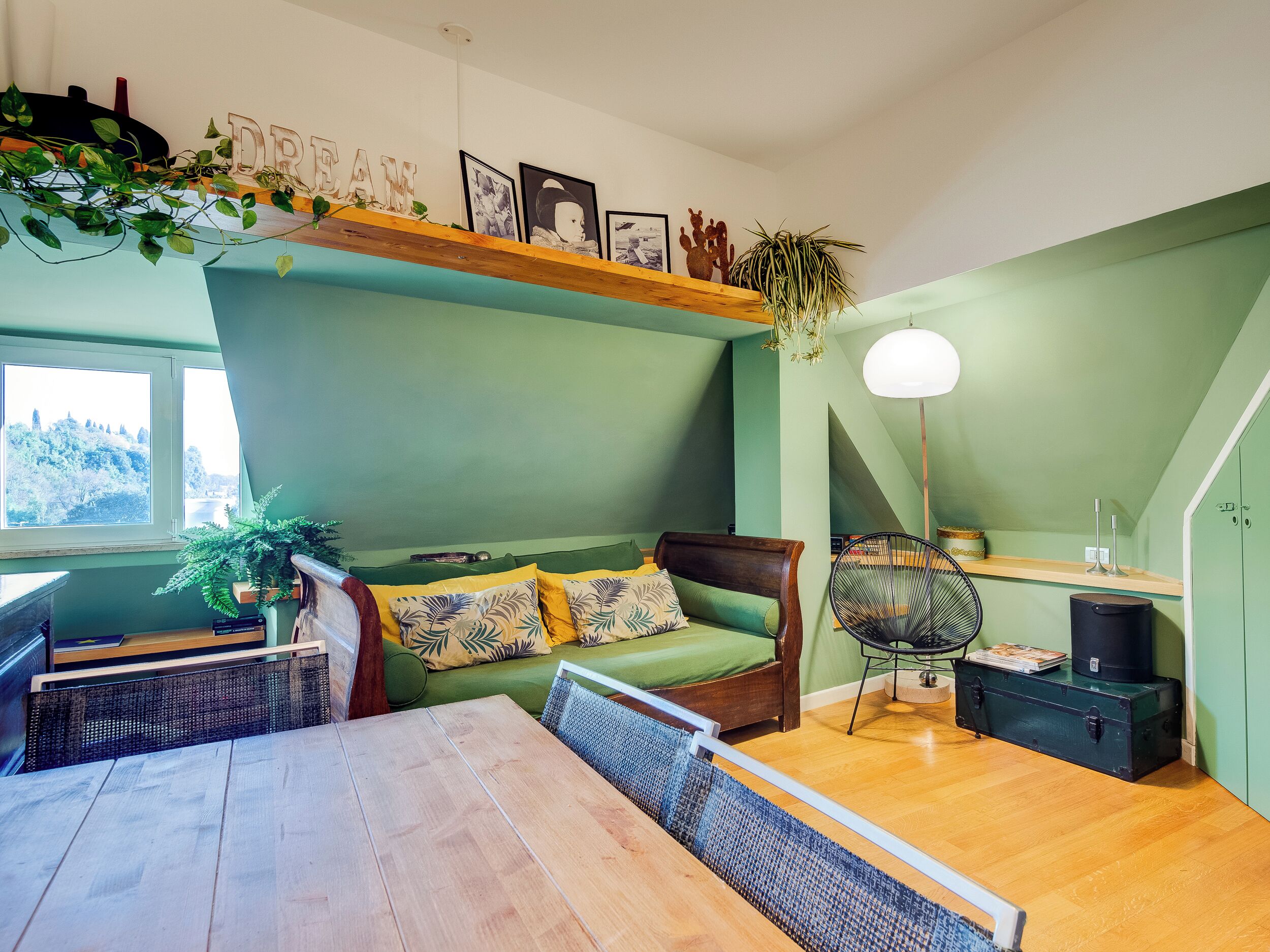 บริเวณนั่งเล่น